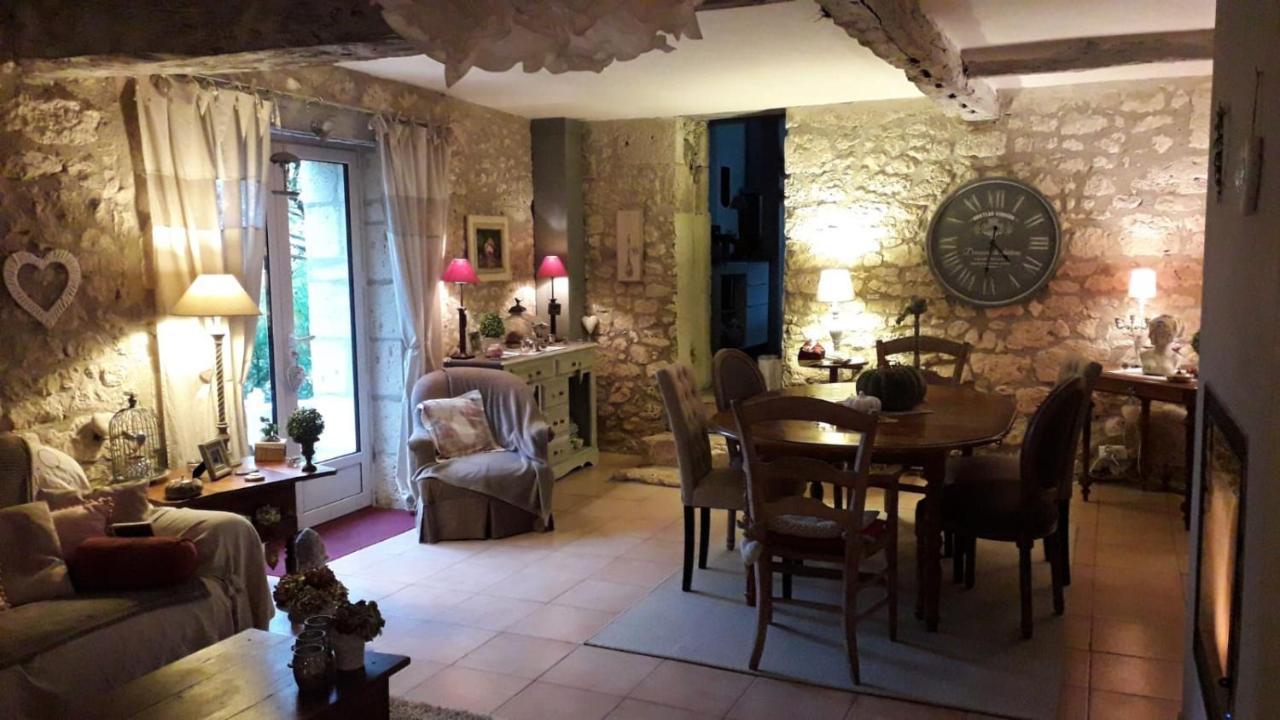 Coeur De Vigne A Colombier 24560 Bed & Breakfast Issigeac Exterior photo